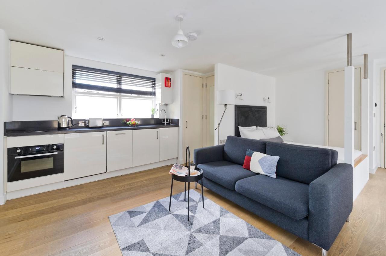 Crane Court By City2Stay Лондон Екстериор снимка