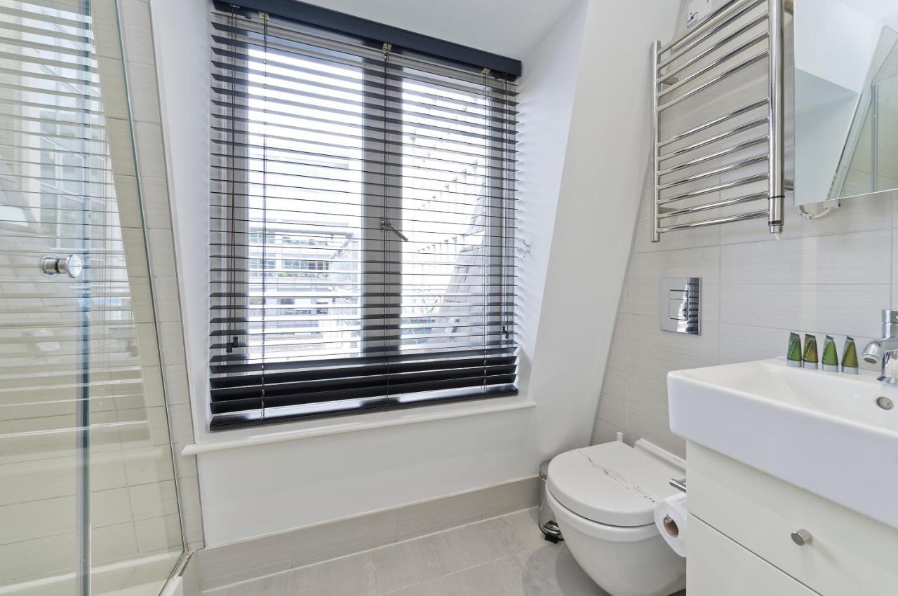 Crane Court By City2Stay Лондон Екстериор снимка