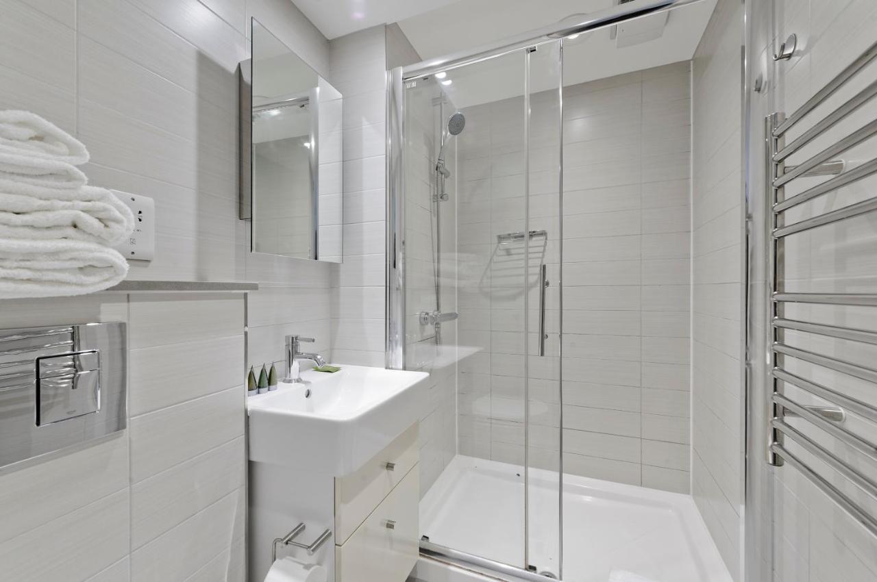Crane Court By City2Stay Лондон Екстериор снимка
